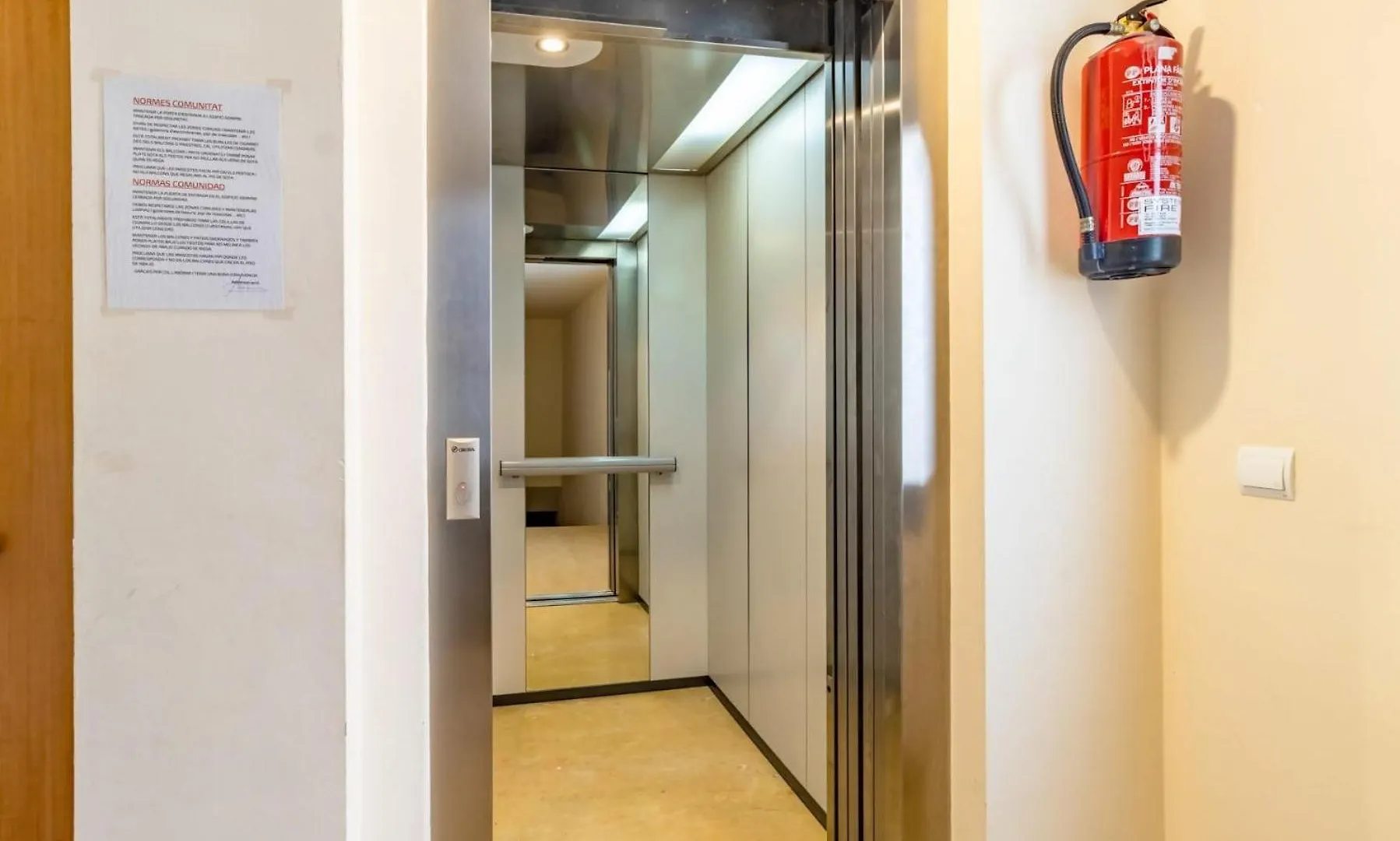 Appartamento Port De Llanca 44 Apartamento Moderno Con Terraza Spagna
